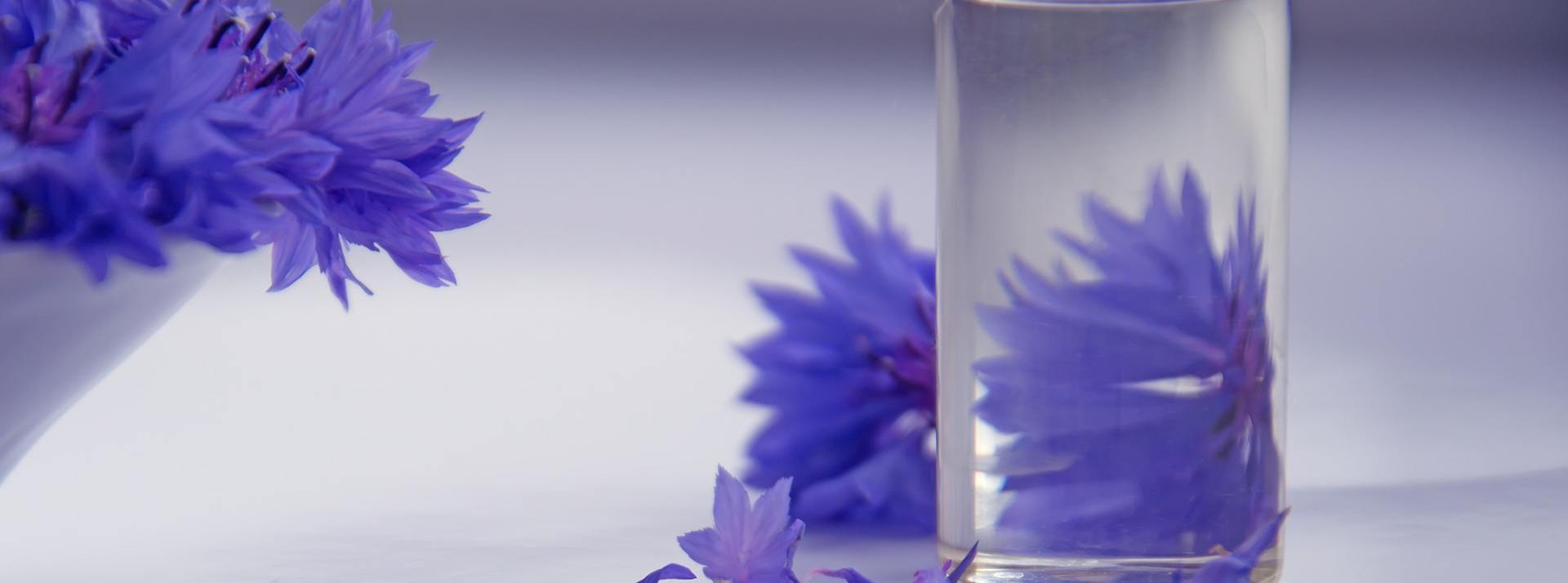 Essential Oils in Eastern Medicine and as Aids to Meditation Practice